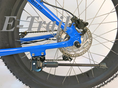 Дисковый тормоз с гидравлическим торможением