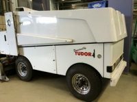 Zamboni 552 ледозаливочная машина для катков_1999 г.в.