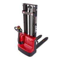 Самоходный штабелер JAC CDD 10-30 Compact