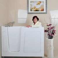 Сидячая ванна с дверцей CWB2852 Сидячая ванна с дверцей CWB2852