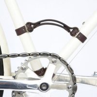 Кожаная ручка для переноски велосипеда за раму