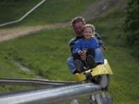 Системы для спуска на летних санях (тобоган) (монорельс)