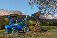 Мини погрузчик MultiOne 8.4 + (комплектация стандарт с плавающим клапаном) Мини погрузчик MultiOne 8.4 + (комплектация стандарт с плавающим клапаном)